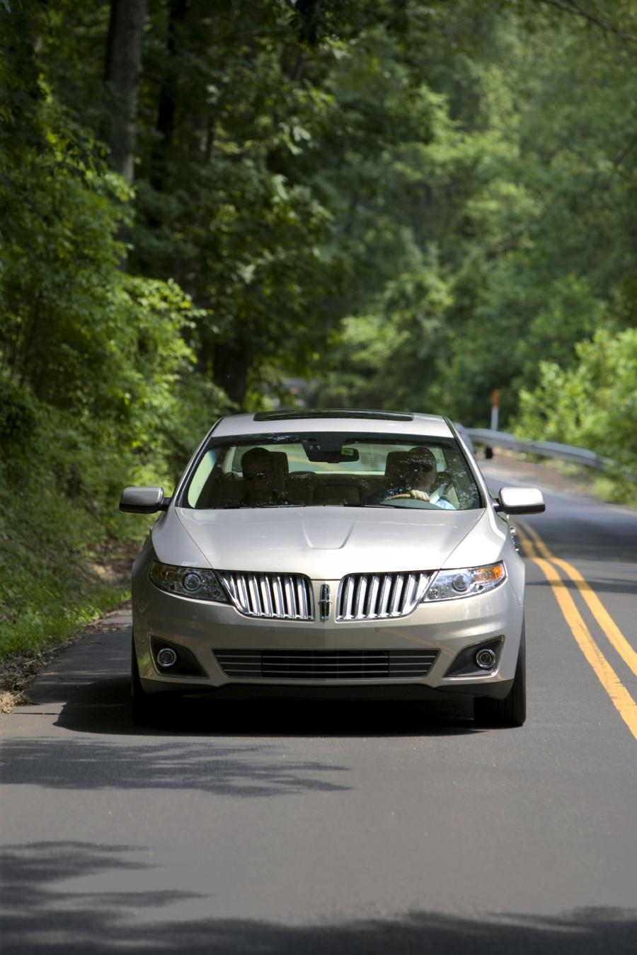  Lincoln MKS 2008 года  (фото 230 из 284)